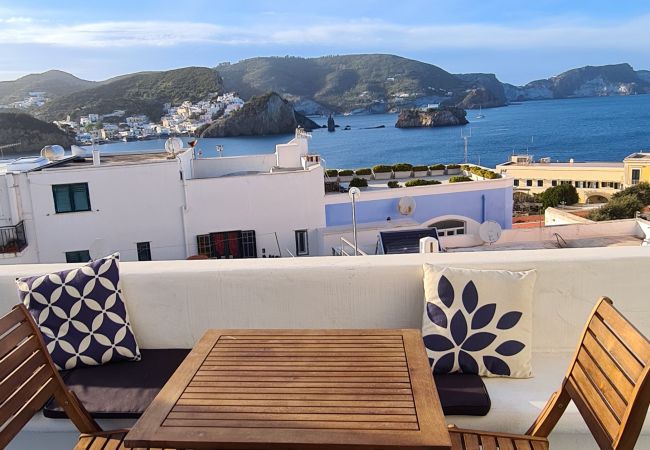 Appartamento a Ponza - Turistcasa - Corso Umberto 110 -