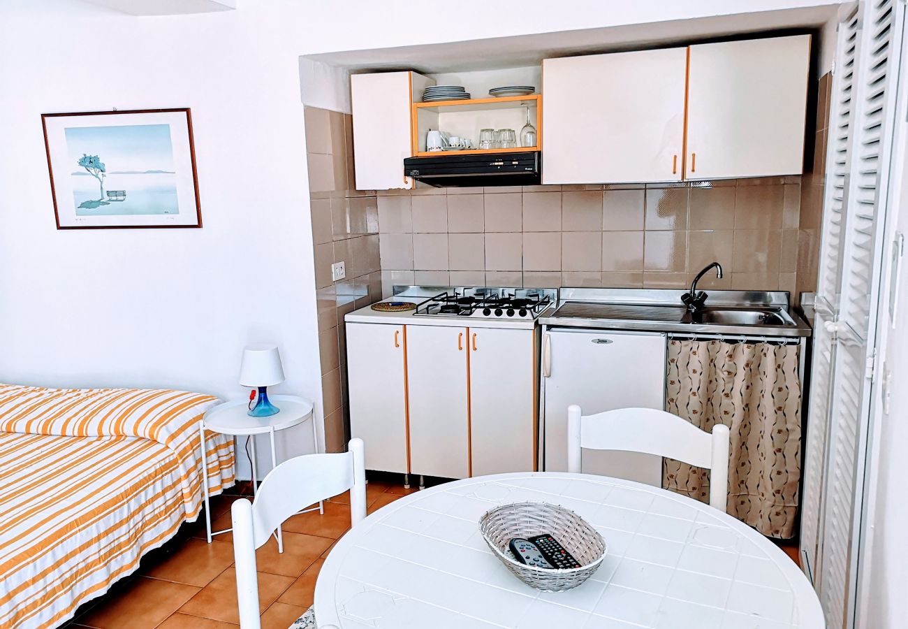 Appartamento a Ponza - Turistcasa - Corso Umberto 109 -