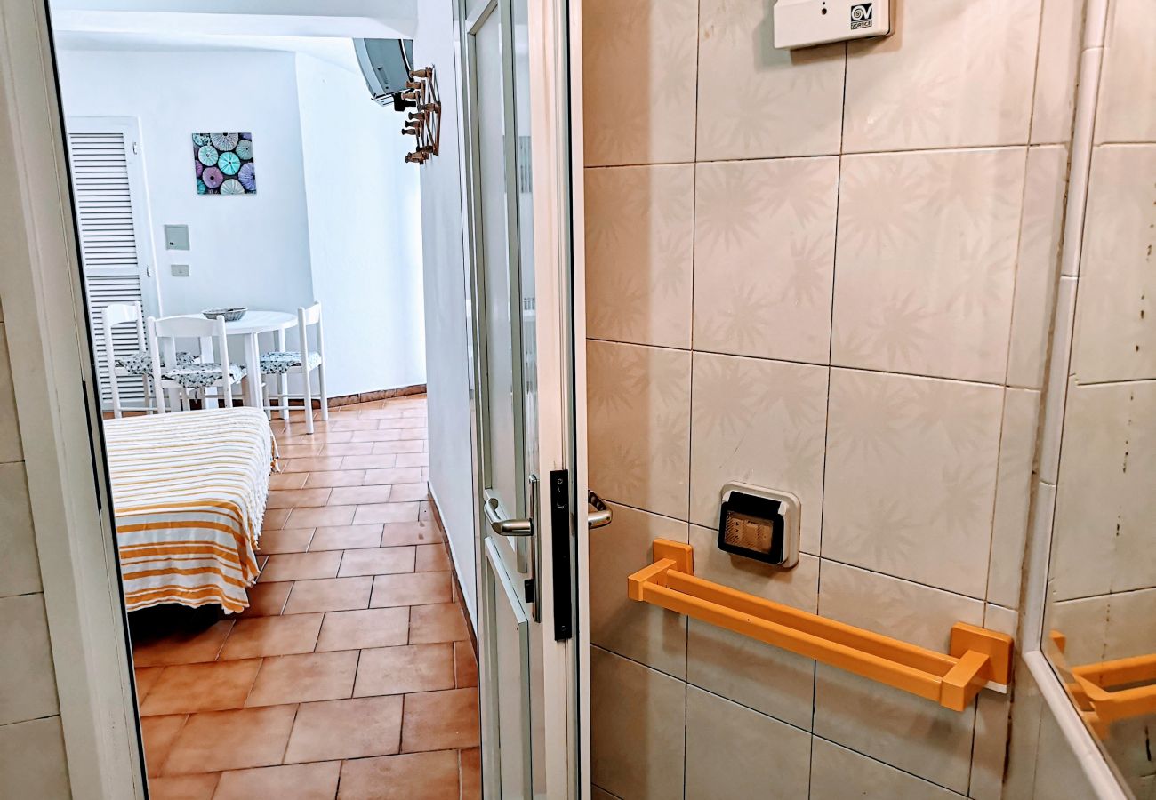 Appartamento a Ponza - Turistcasa - Corso Umberto 109 -