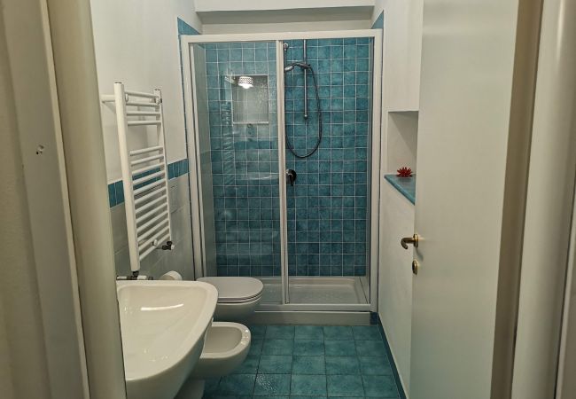 Affitto per camere a Ponza - b&b Casa d'aMare - Acqua di sale -