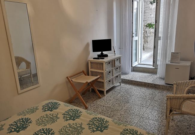 Affitto per camere a Ponza - b&b Casa d'aMare - Acqua di sale -