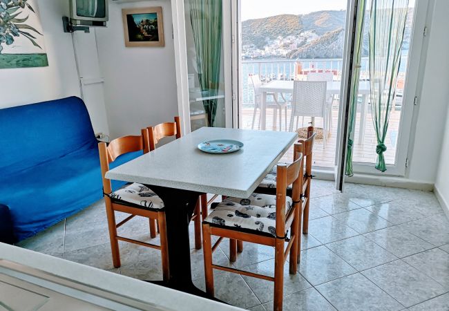 Appartamento a Ponza - Turistcasa - Corridoio 34 -