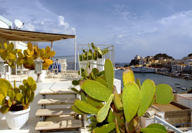 Villa a Ponza - Turistcasa - La Scalinatella 121 -