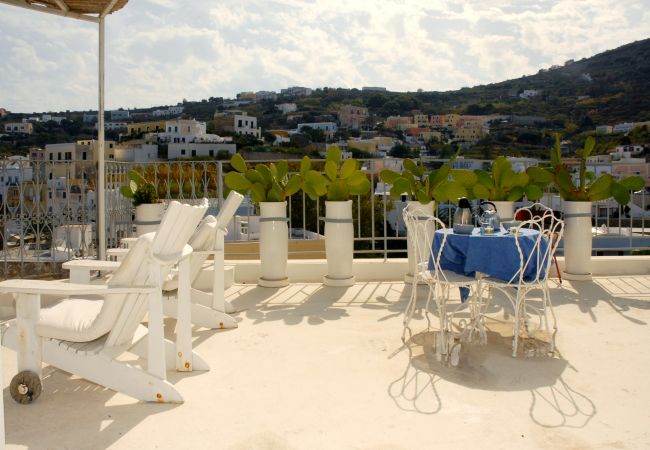 Villa a Ponza - Turistcasa - La Scalinatella 121 -