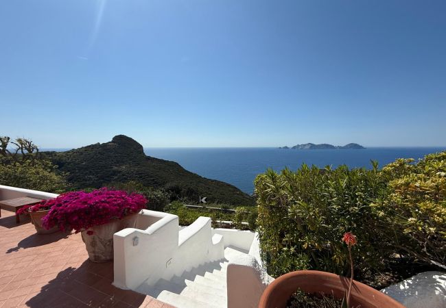 Affitto per camere a Ponza - B&B Il Gabbiano camera matrimoniale 03