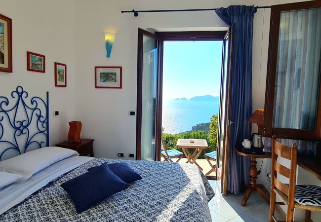 Villa a Ponza - Turistcasa - Villa Il Gabbiano -