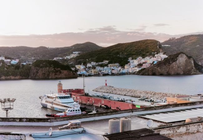Appartamento a Ponza - Turistcasa - Porto sicuro