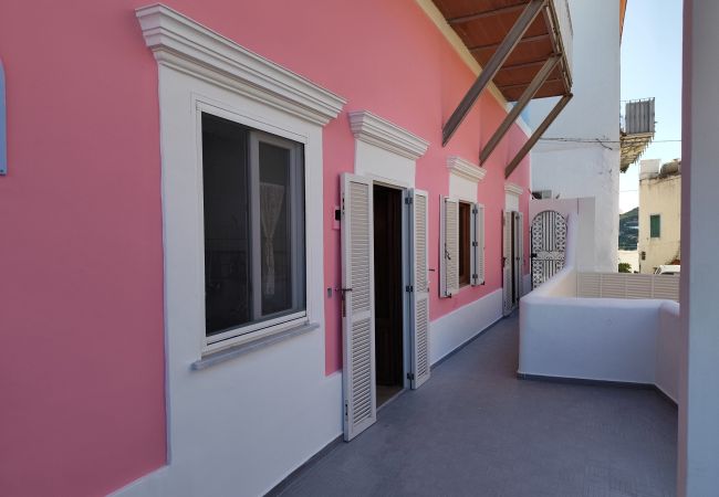 Appartamento a Ponza - Turistcasa - Isolamì 2 -
