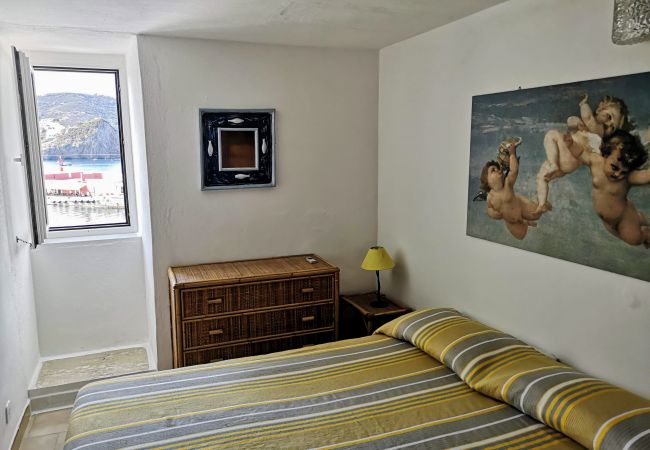 Ferienwohnung in Ponza - Turistcasa - Corridoio 35 -