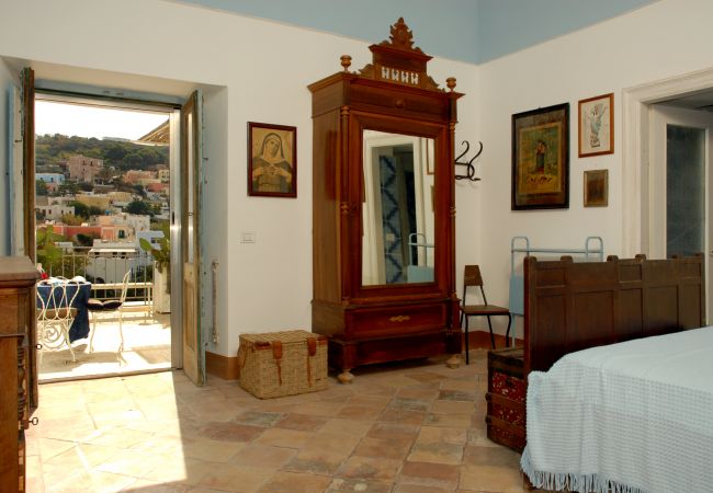 Villa in Ponza - Turistcasa - La Scalinatella 121 -