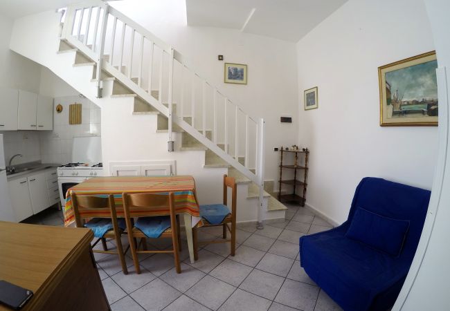 Ferienwohnung in Ponza - Turistcasa - Corso Umberto 81 -