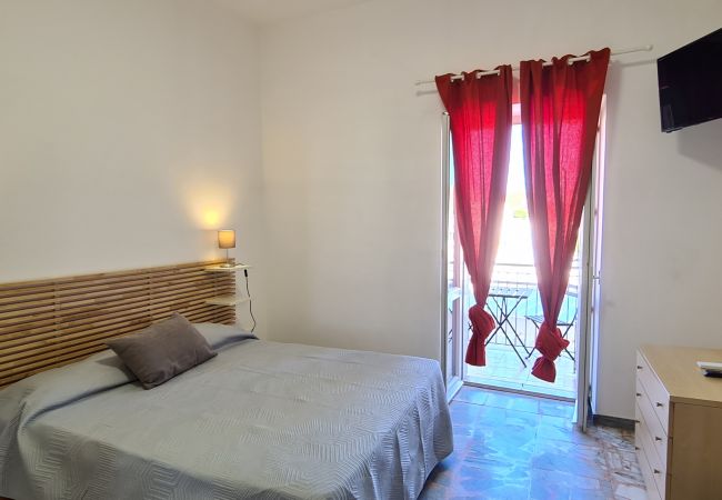 Ferienwohnung in Ponza - Turistcasa - Scarpellini 8 -