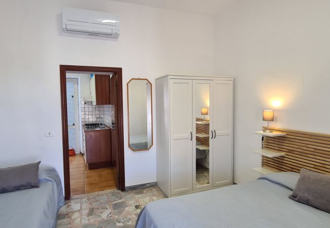 Ferienwohnung in Ponza - Turistcasa - Scarpellini 8 -