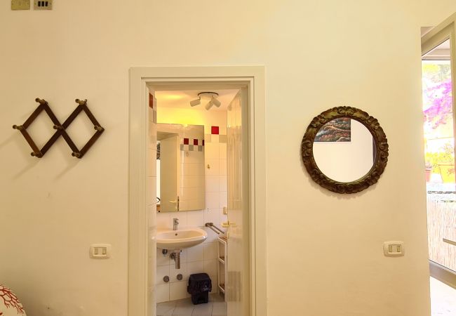 Ferienwohnung in Ponza - Turistcasa - Scarpellini 8 -