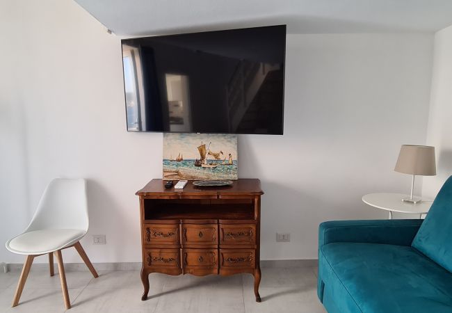 Ferienwohnung in Ponza - Turistcasa - Mini Suite Corso Umberto 111