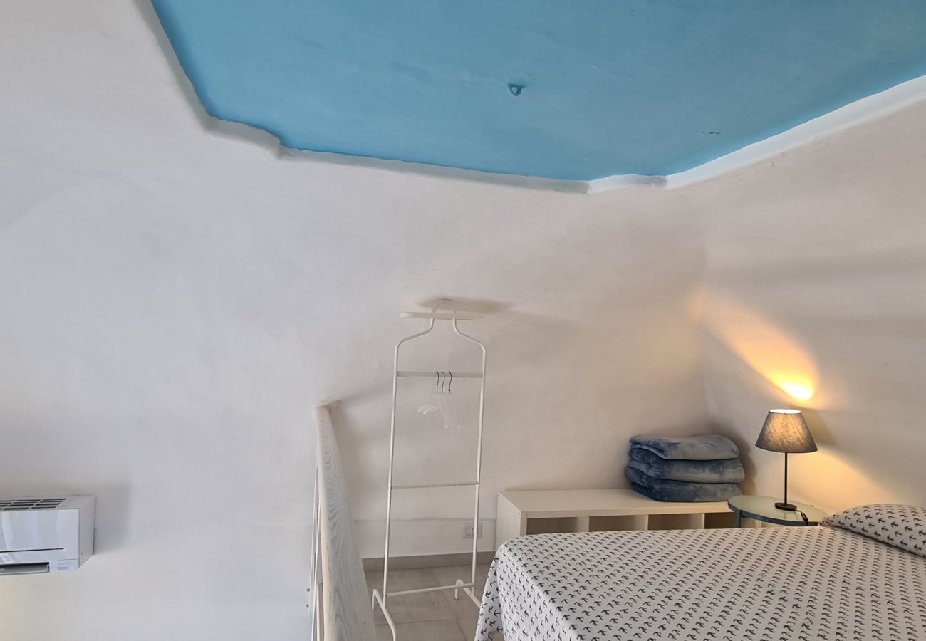 Ferienwohnung in Ponza - Turistcasa - Mini Suite Corso Umberto 111