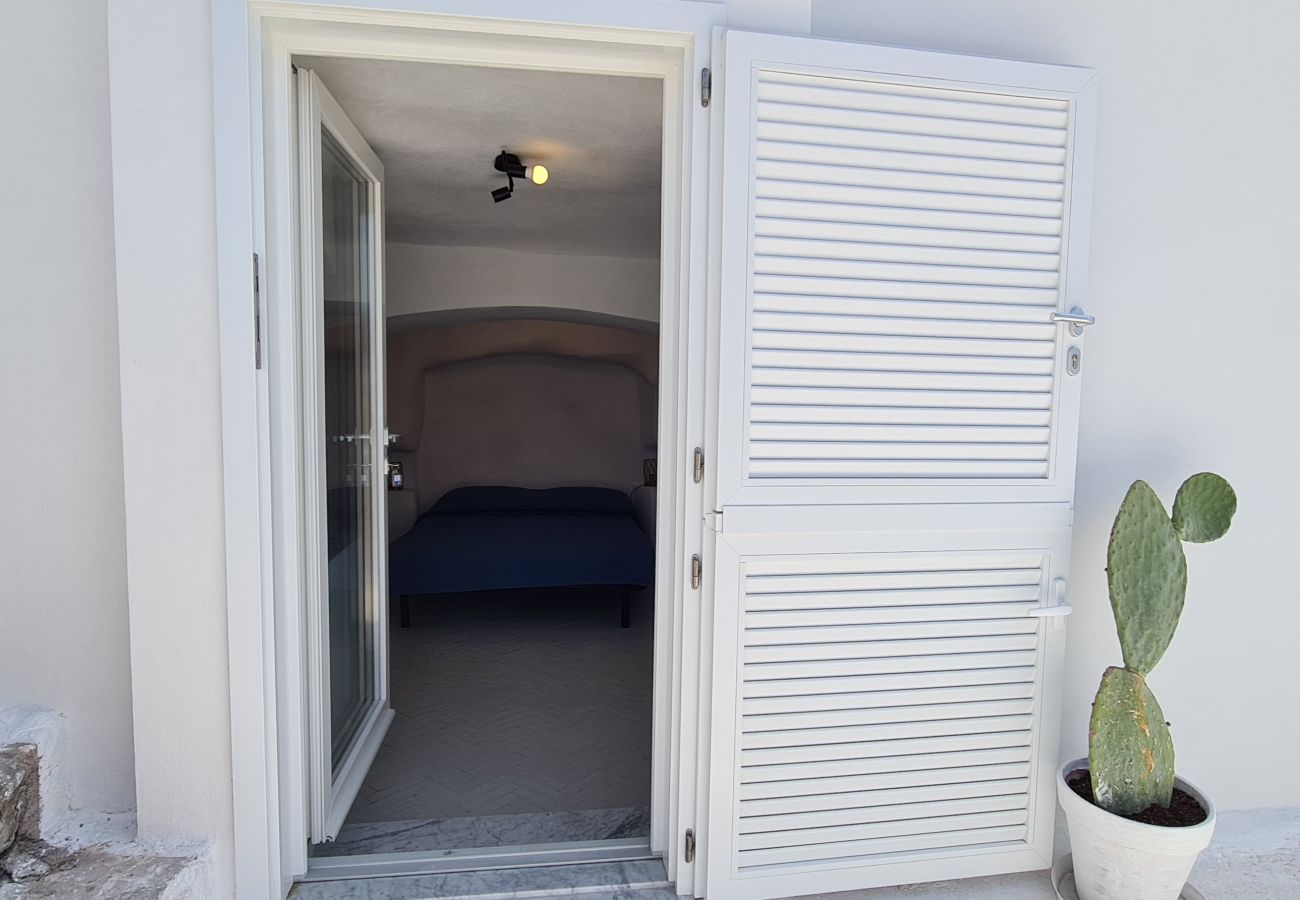 Ferienwohnung in Ponza - Turistcasa - Il Grottino -