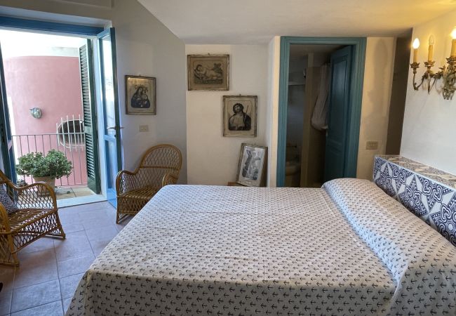 Ferienwohnung in Ponza - La casa della bella Lucia