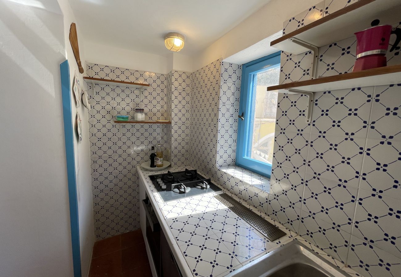 Ferienwohnung in Ponza - Turistcasa - La casa della bella Lucia -