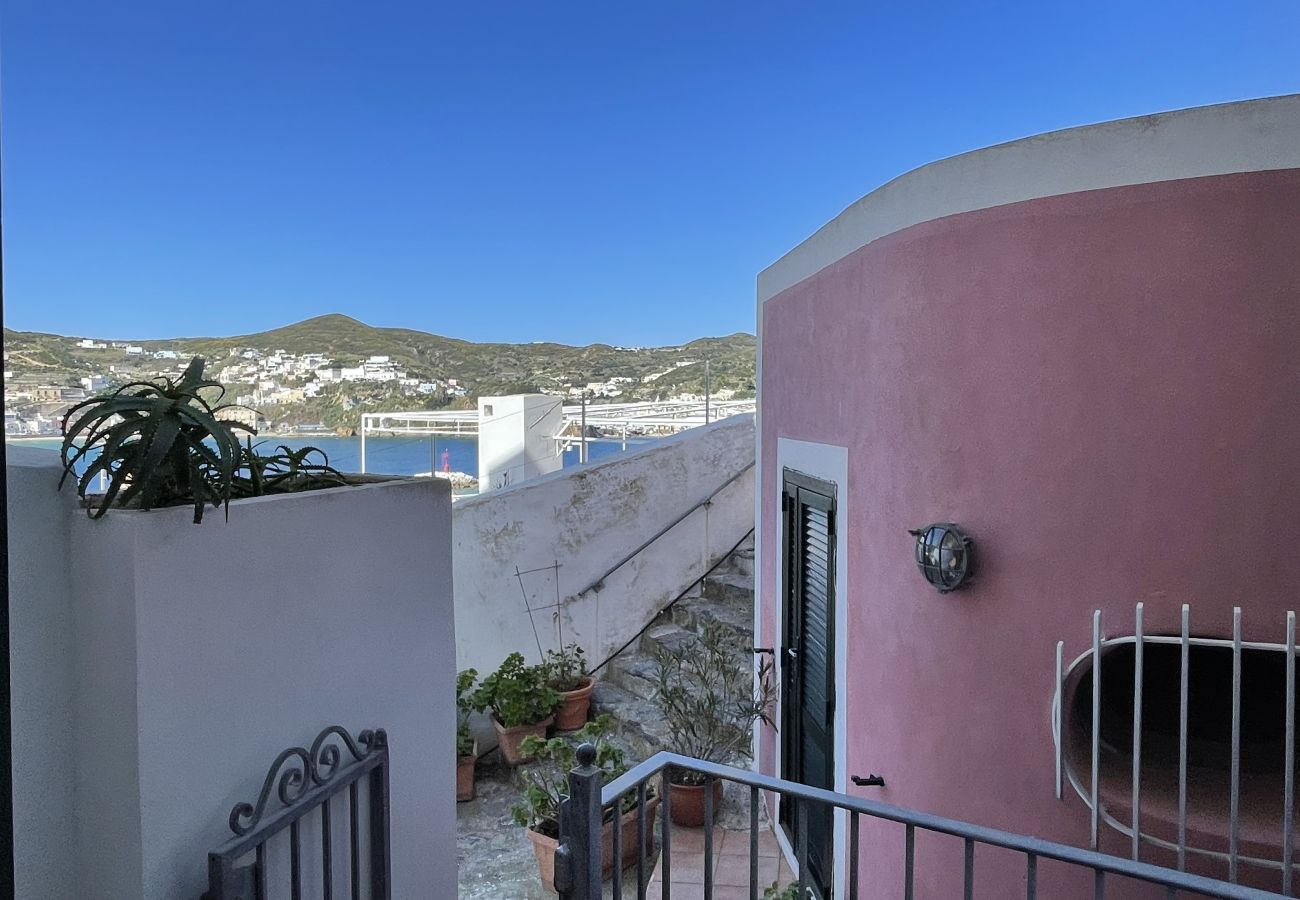 Ferienwohnung in Ponza - Turistcasa - La casa della bella Lucia -