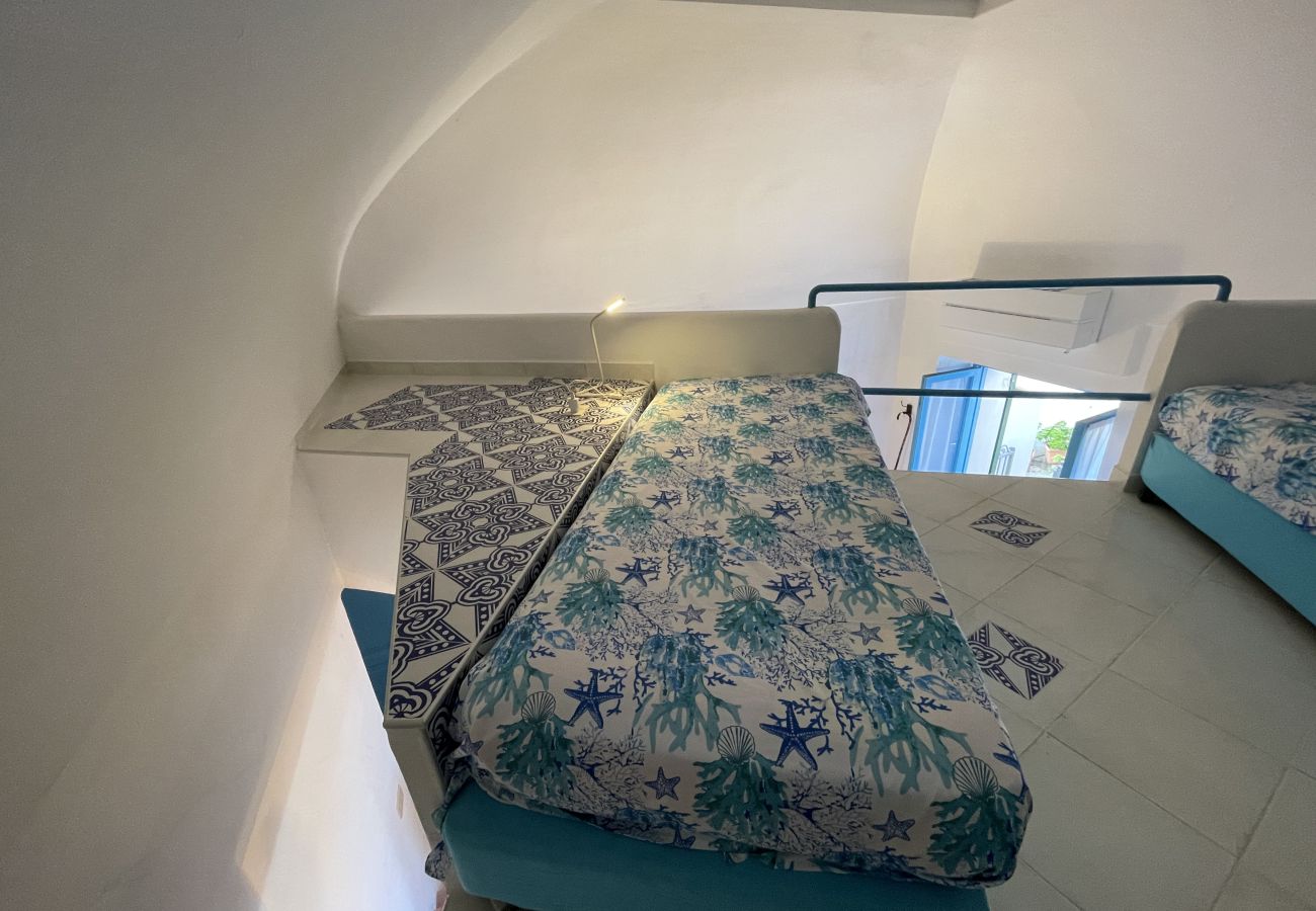 Ferienwohnung in Ponza - Turistcasa - La casa della bella Lucia -