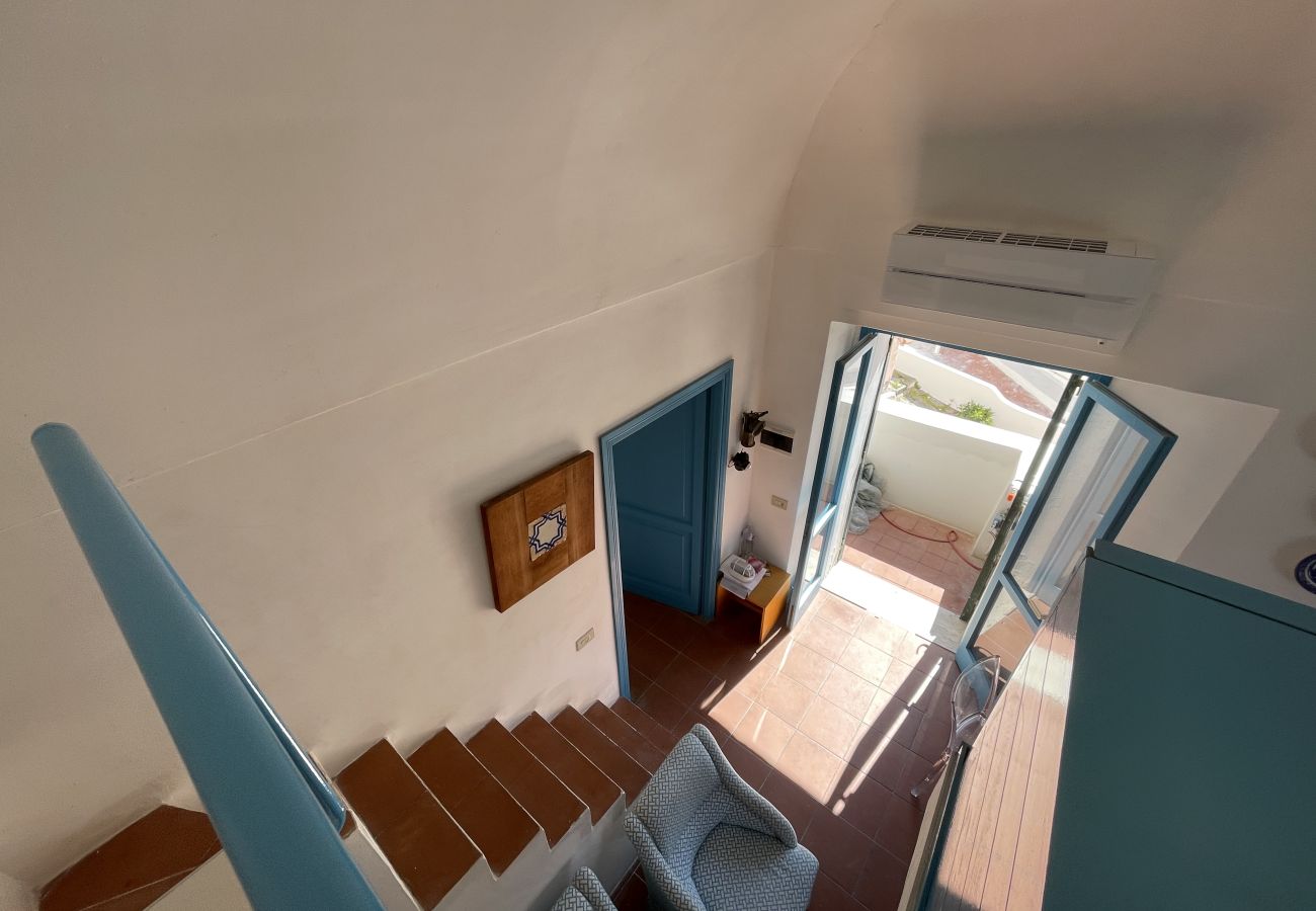 Ferienwohnung in Ponza - Turistcasa - La casa della bella Lucia -