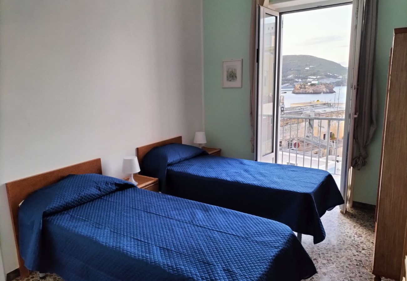 Ferienwohnung in Ponza - Turistcasa - Porto sicuro