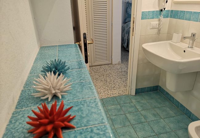 Rent by room in Ponza - b&b Casa d'aMare - Acqua di sale -