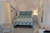 Rent by room in Ponza - b&b Casa d'aMare - Acqua di sale -