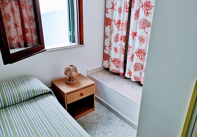 Apartment in Ponza - Turistcasa - Corridoio 34 -