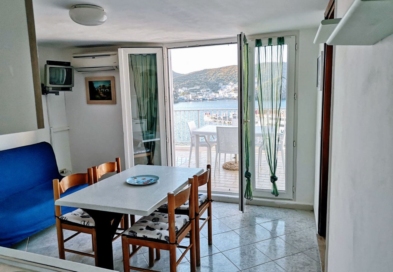 Apartment in Ponza - Turistcasa - Corridoio 34 -