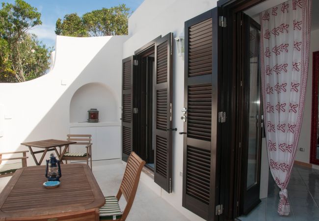 Rent by room in Ponza - B&B Il Gabbiano camera tripla 06