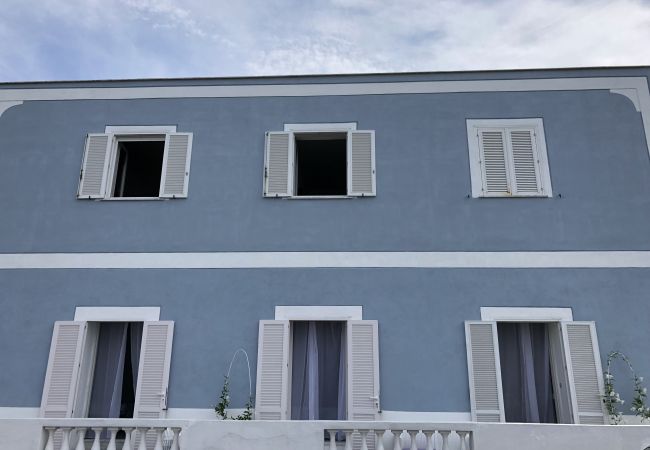 Rent by room in Ponza - b&b Casa d'Amare - Amata -