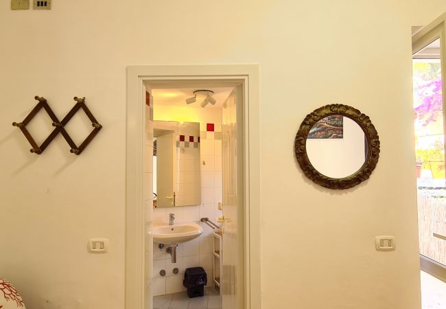 Apartment in Ponza - Turistcasa - Scarpellini 8 -