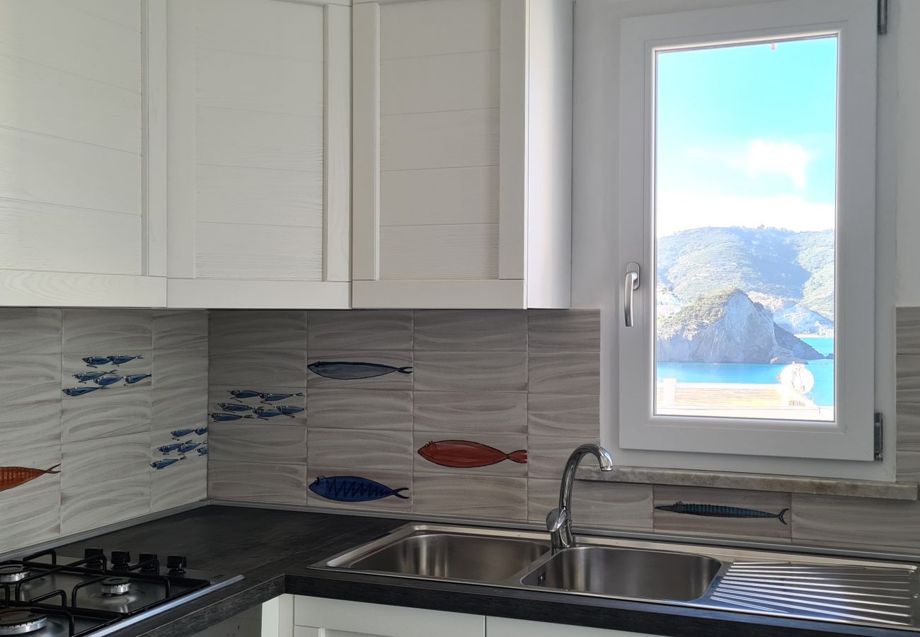Apartment in Ponza - Turistcasa - Mini Suite Corso Umberto 111