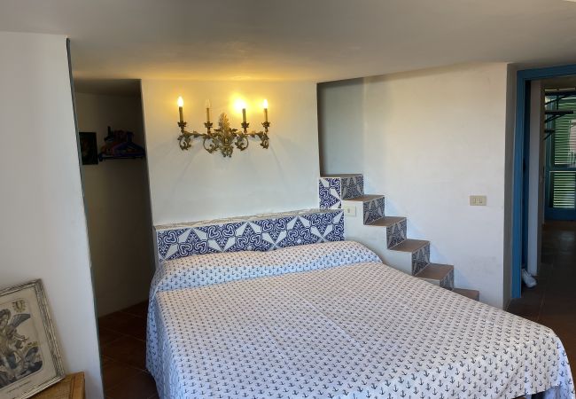 Apartment in Ponza - La casa della bella Lucia