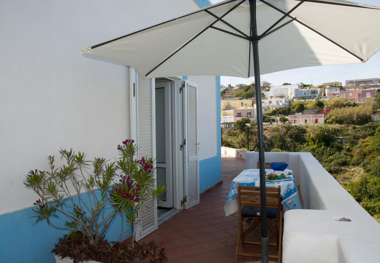 Rent by room на Ponza - Turistcasa - Giancos 68 -