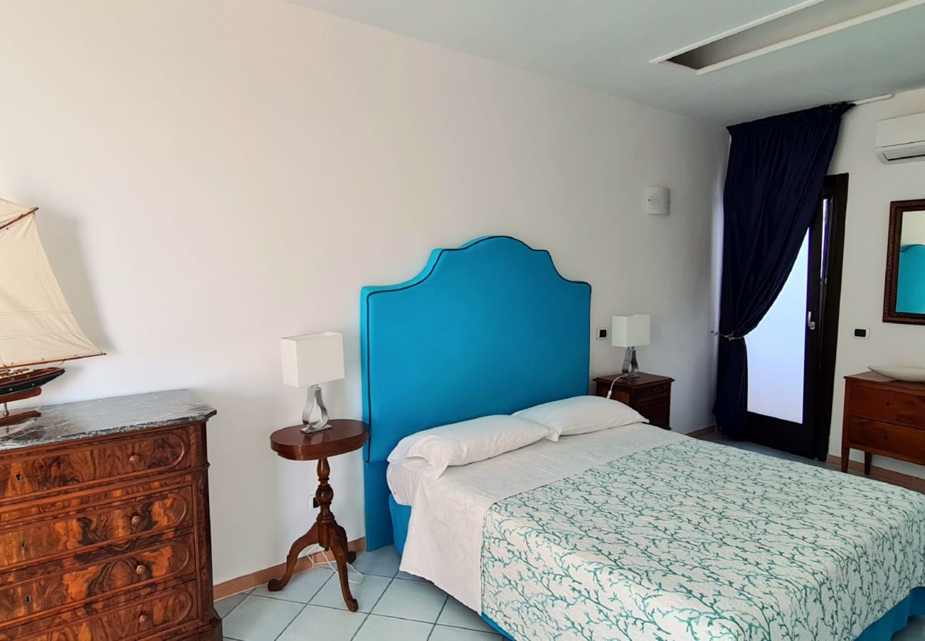 Rent by room на Ponza - B&B Il  Gabbiano Junior Suite