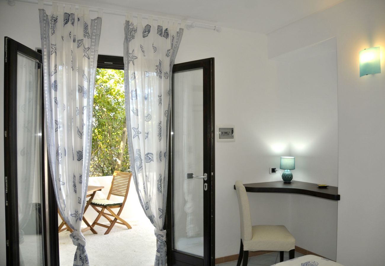 Rent by room на Ponza - B&B Il Gabbiano camera matrimoniale 05