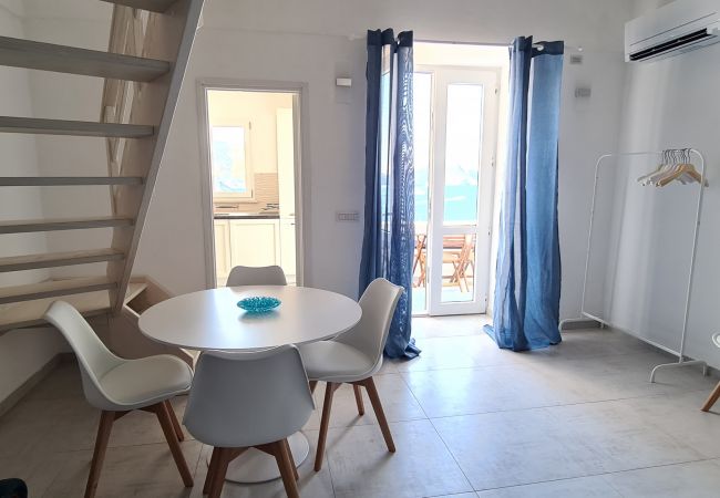 Апартаменты на Ponza - Turistcasa - Mini Suite Corso Umberto 111