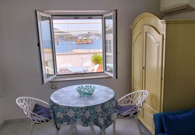 Апартаменты на Ponza - Turistcasa - Gattadamare -